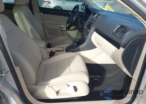 2011 Volkswagen Jetta Sportwagen 2.0L Tdi from USA, damaged, VIN 3VWPL8AJXBM707079